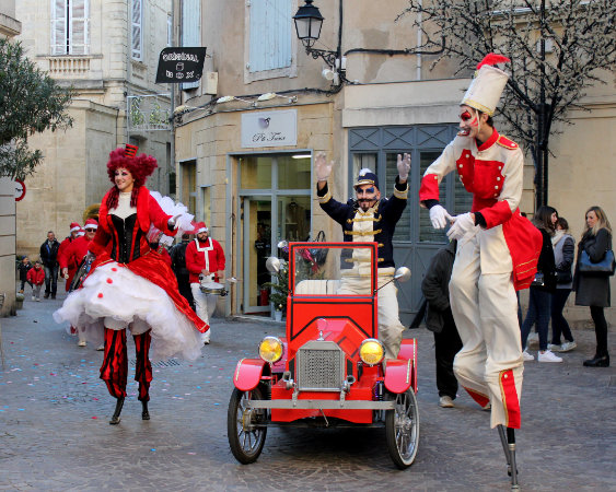Spectacle de rue interactif sweety tacot Spectacle de rue
